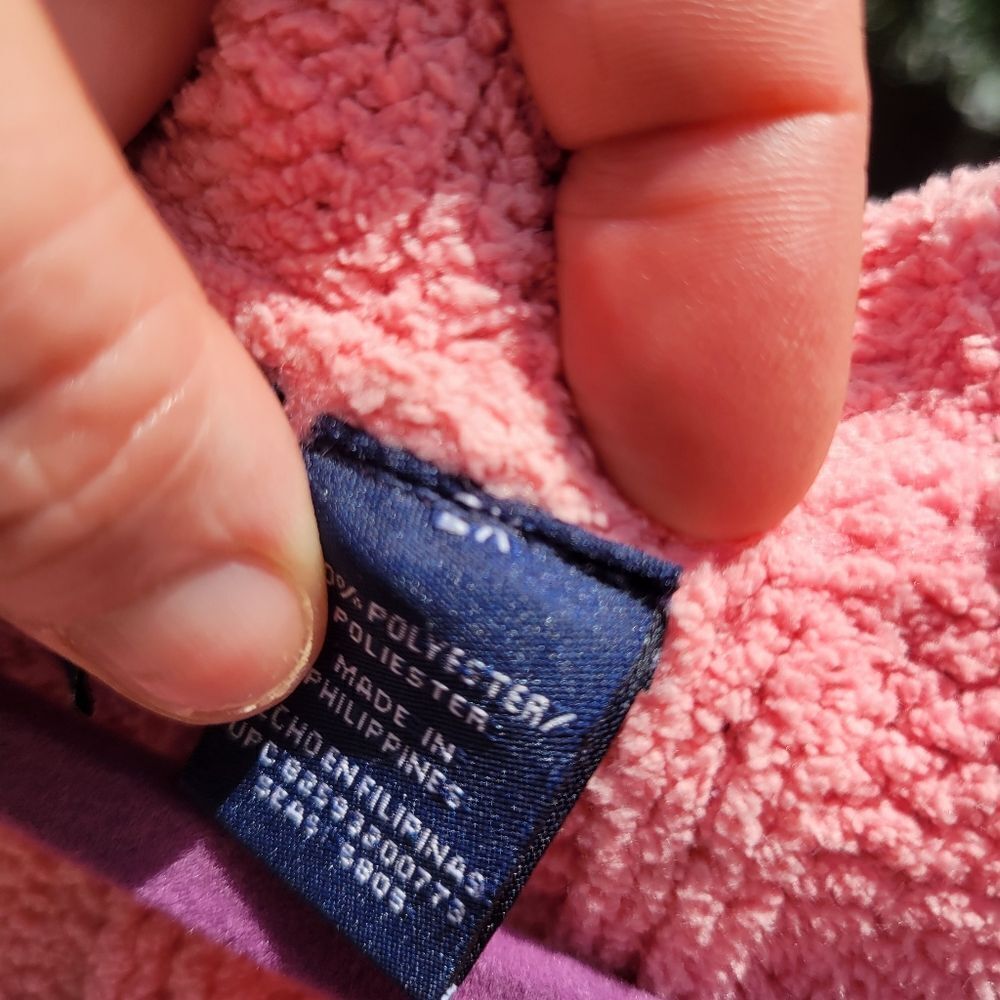 Pink Sweater‎ - Picture 7 of 11